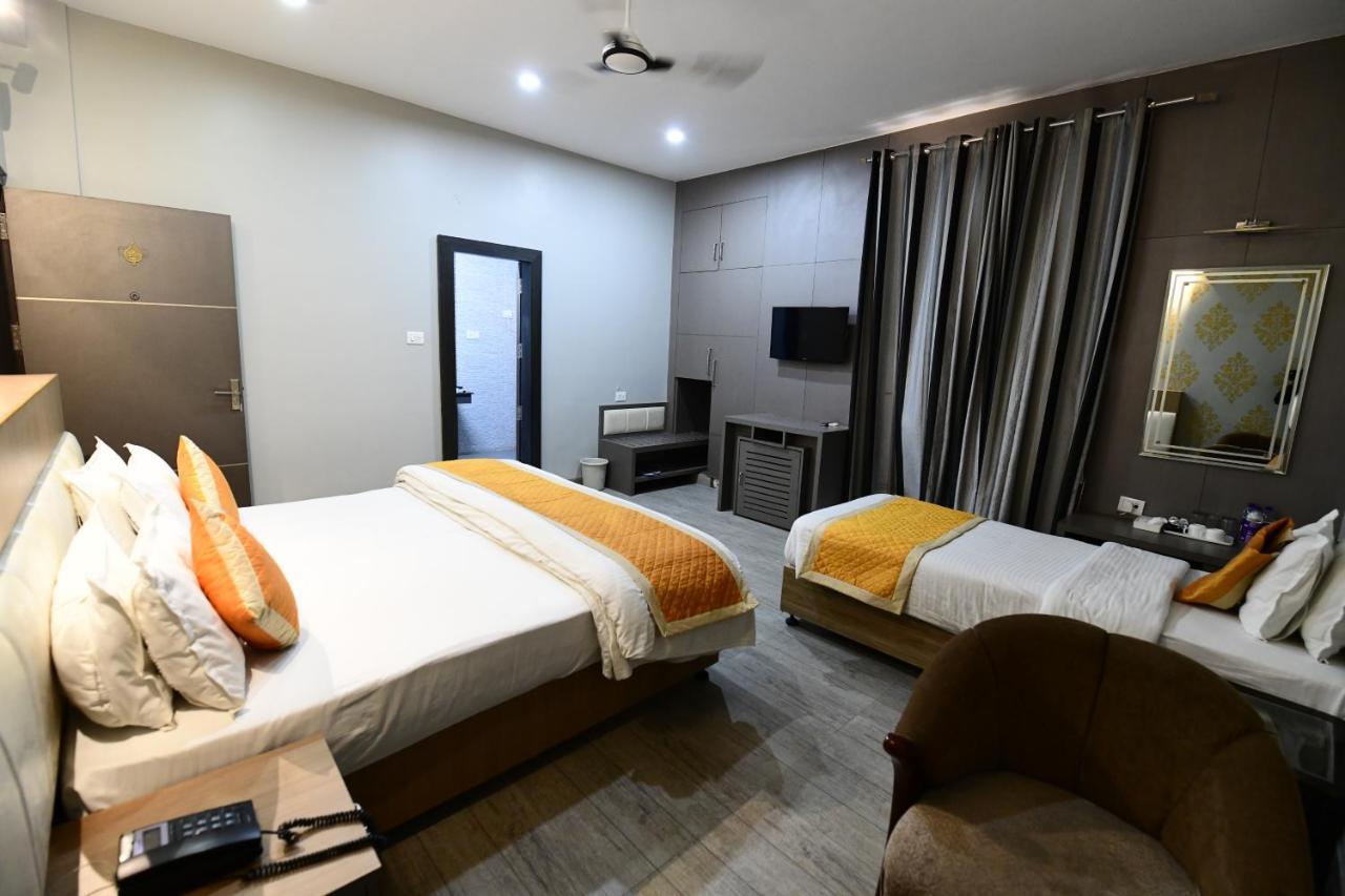 Hotel Jataka Inn Bodh Gaya Exteriör bild