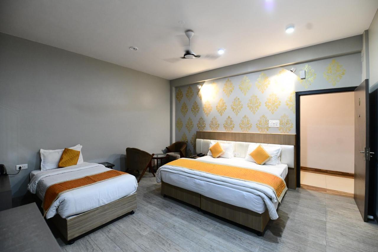 Hotel Jataka Inn Bodh Gaya Exteriör bild